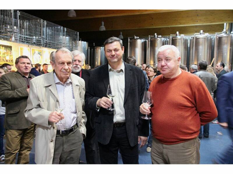 Zľava: pán prof. Ivan Kraus, Ladislav Šebo Zľava: pán prof. Ivan Kraus, Ladislav Šebo